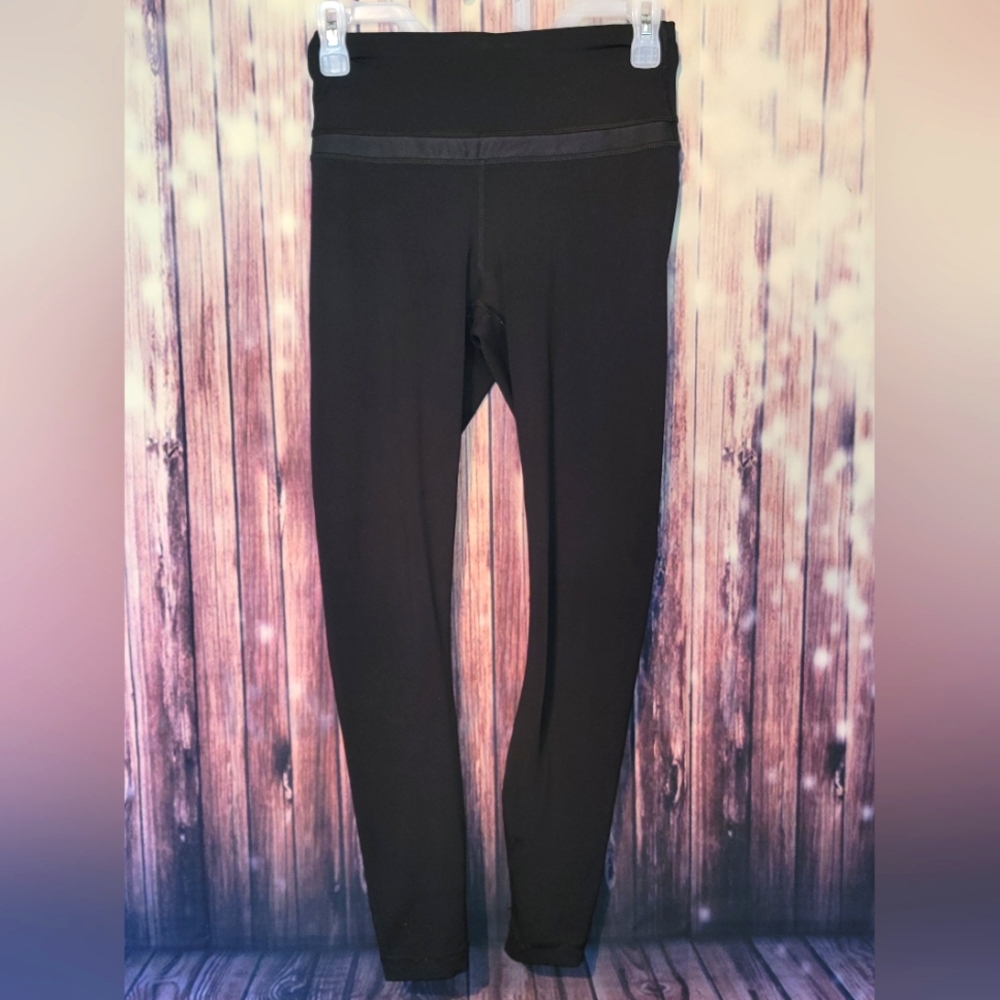 Bootyful - XS - Black High Waisted Leggings - GUC